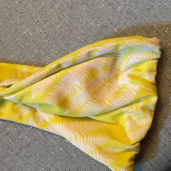 Mikoh Bandeau Bikini‎ Top - Picture 5 of 8